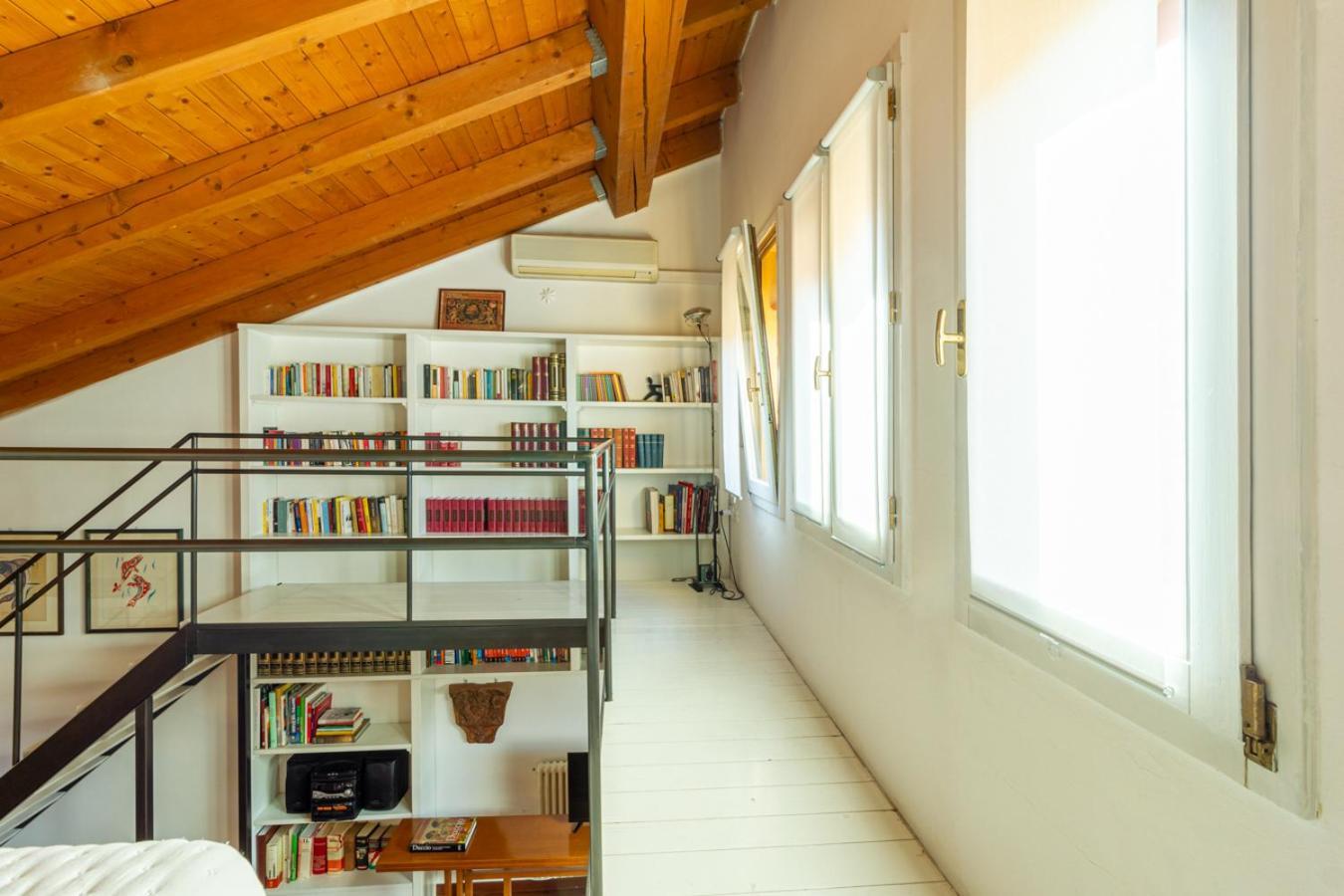 Casa Pegaso In Canton De Fiori โบโลญญา ภายนอก รูปภาพ