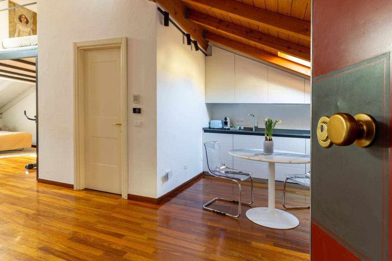 Casa Pegaso In Canton De Fiori โบโลญญา ภายนอก รูปภาพ